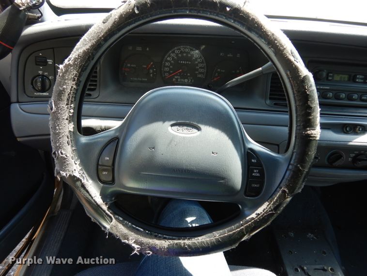 image for item DJ4411 2000 Ford Crown Victoria Police Interceptor