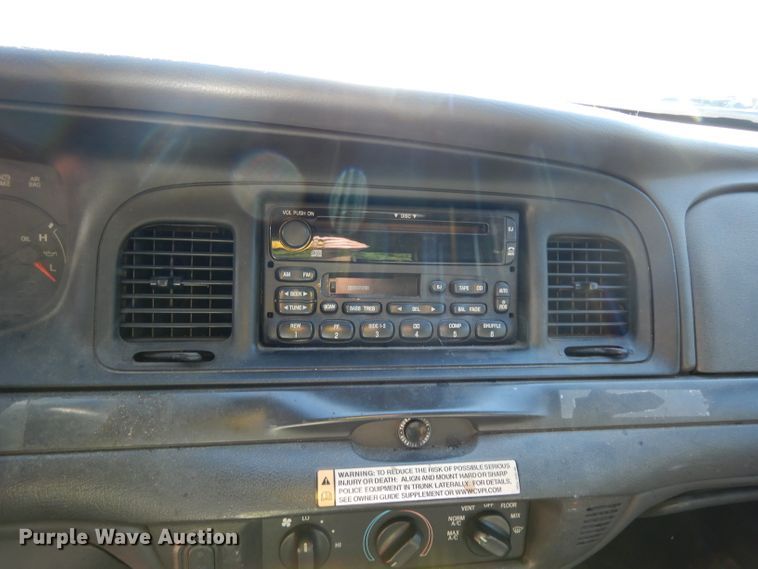 image for item DJ4431 2005 Ford Crown Victoria Police Interceptor