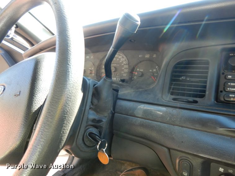 image for item DJ4431 2005 Ford Crown Victoria Police Interceptor