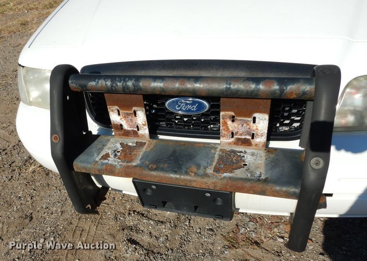image for item DJ4431 2005 Ford Crown Victoria Police Interceptor