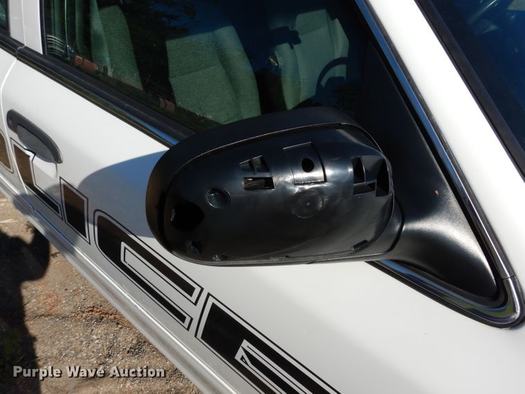 image for item DJ4431 2005 Ford Crown Victoria Police Interceptor