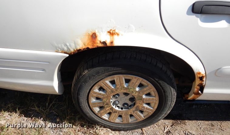 image for item DJ4431 2005 Ford Crown Victoria Police Interceptor