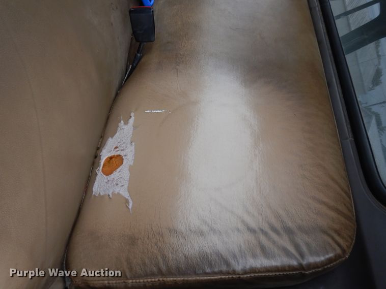 image for item DJ4483 1991 International 4700  dump truck