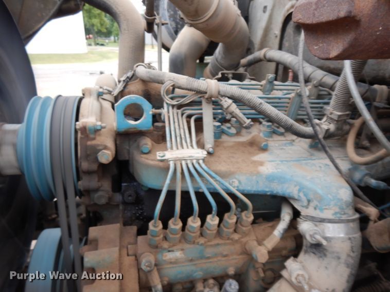 image for item DJ4483 1991 International 4700  dump truck