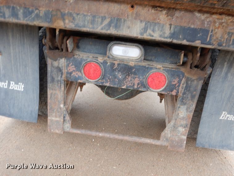 image for item DJ4483 1991 International 4700  dump truck