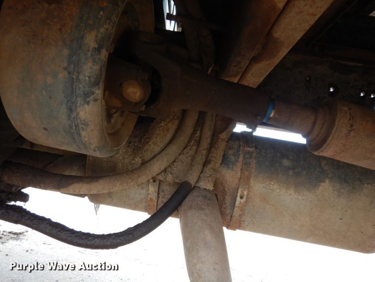 image for item DJ4483 1991 International 4700  dump truck