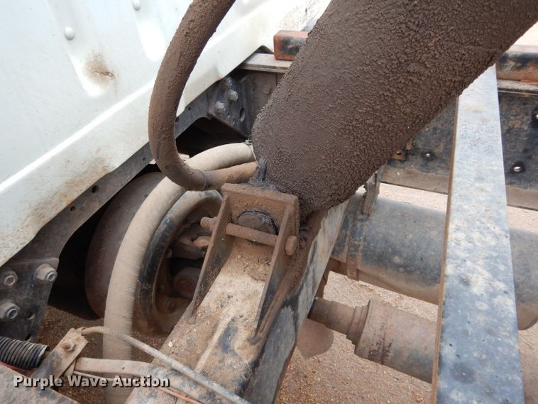 image for item DJ4483 1991 International 4700  dump truck