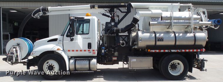 image for item EF9644 2010 International DuraStar 4300  sewer rodder truck