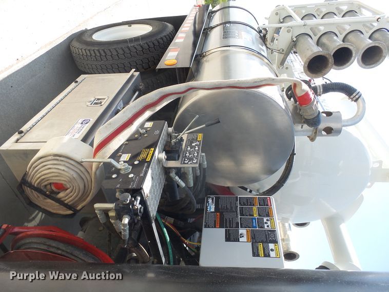 image for item EF9644 2010 International DuraStar 4300  sewer rodder truck