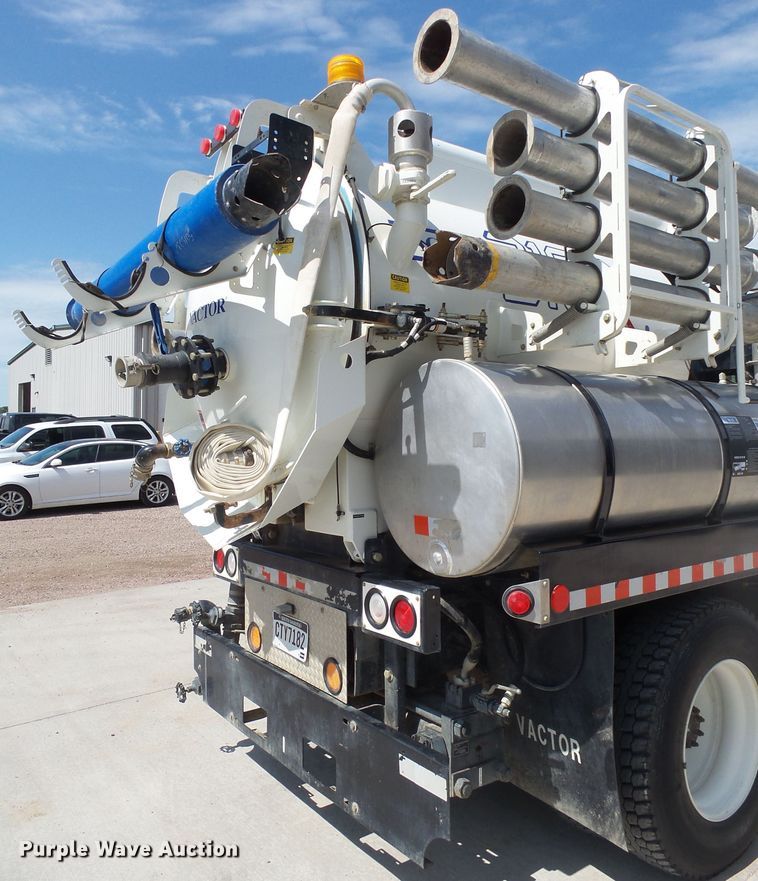 image for item EF9644 2010 International DuraStar 4300  sewer rodder truck