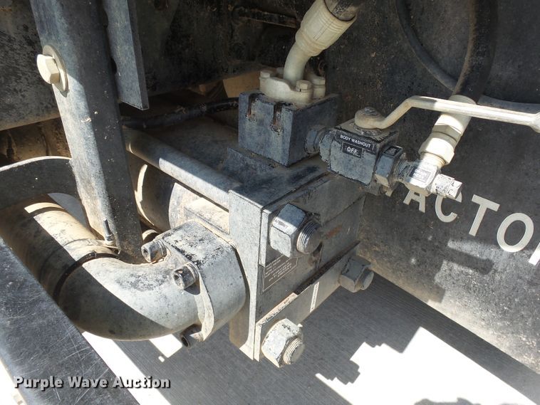 image for item EF9644 2010 International DuraStar 4300  sewer rodder truck