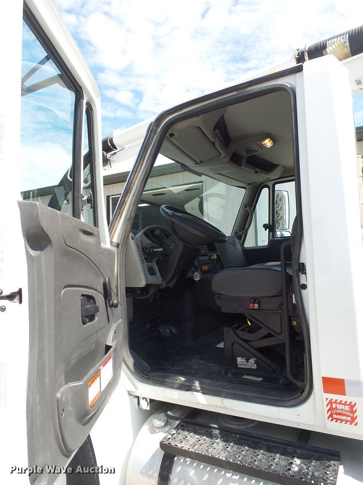 image for item EF9644 2010 International DuraStar 4300  sewer rodder truck