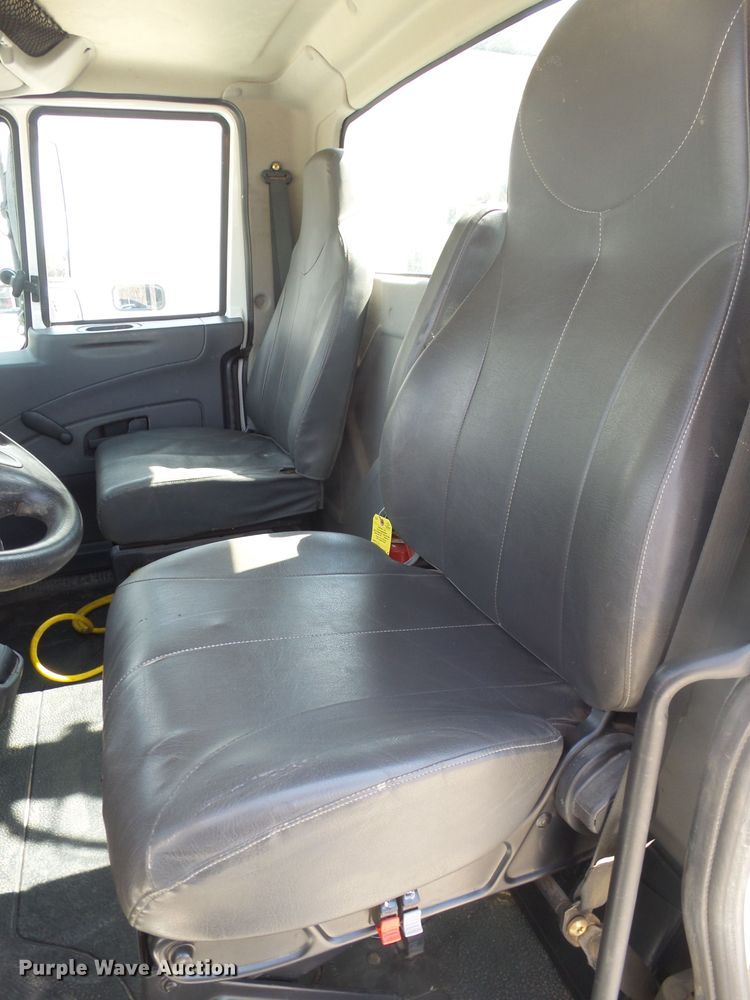 image for item EF9644 2010 International DuraStar 4300  sewer rodder truck