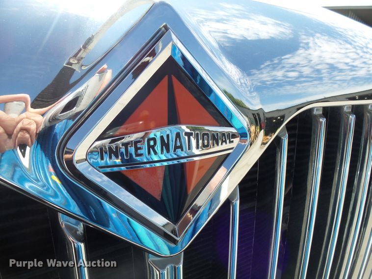 image for item EF9644 2010 International DuraStar 4300  sewer rodder truck