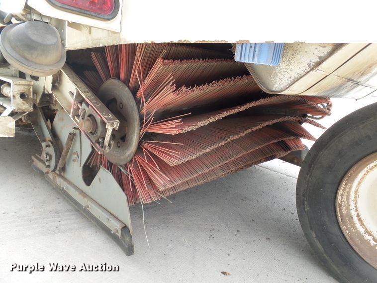 image for item EF9646 1999 Elgin Pelican P  street sweeper