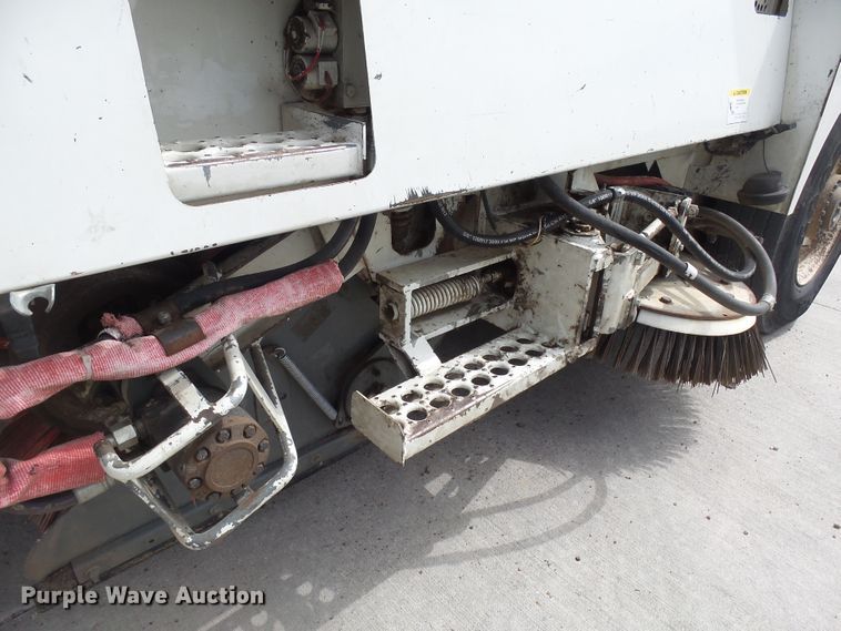 image for item EF9646 1999 Elgin Pelican P  street sweeper