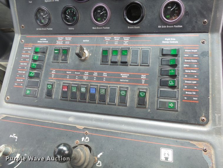 image for item EF9646 1999 Elgin Pelican P  street sweeper