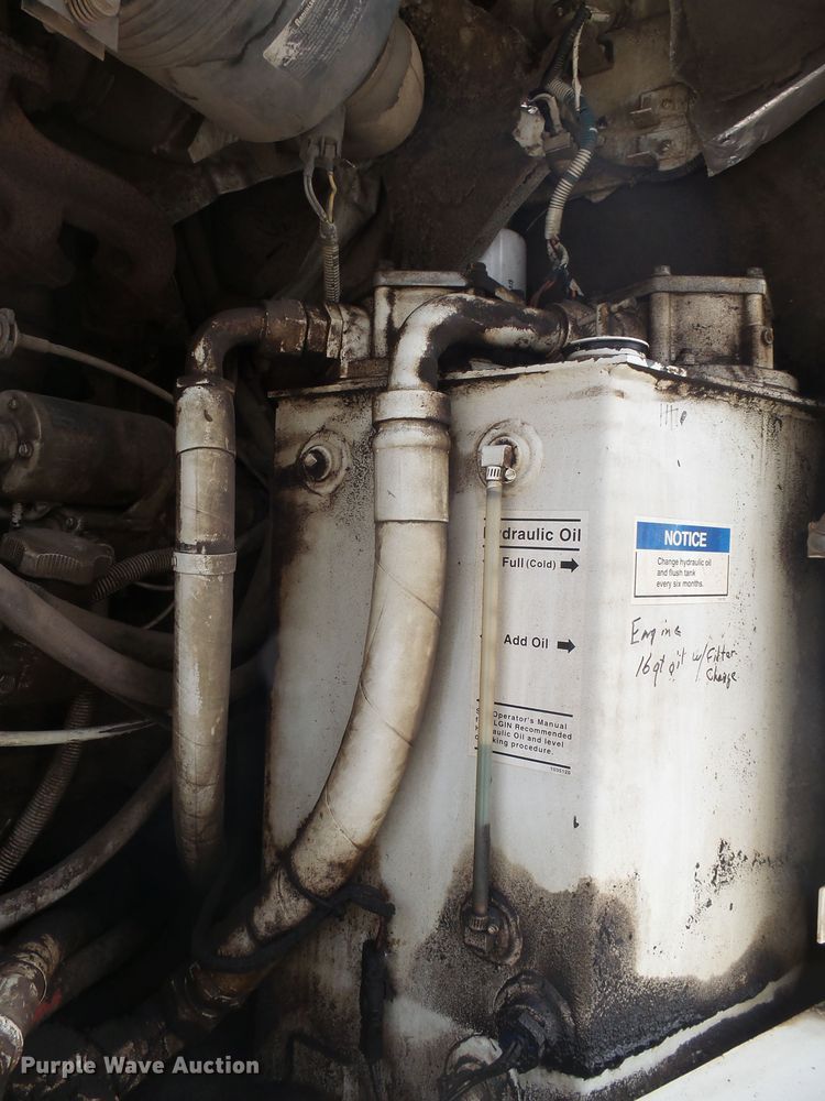 image for item EF9646 1999 Elgin Pelican P  street sweeper