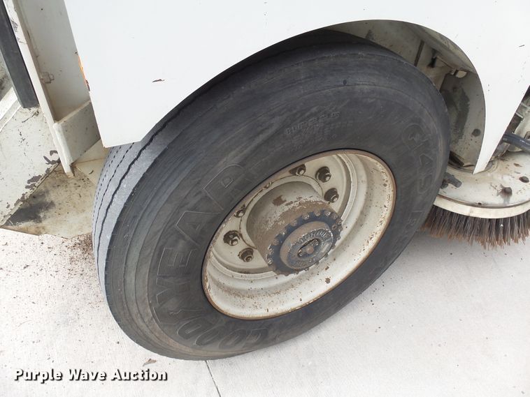 image for item EF9646 1999 Elgin Pelican P  street sweeper