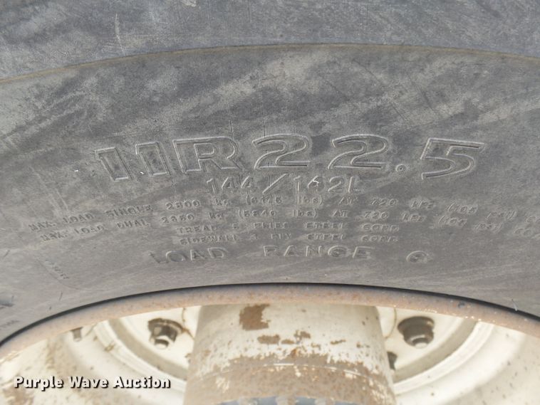 image for item EF9646 1999 Elgin Pelican P  street sweeper