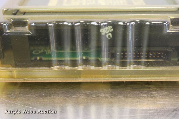 image for item EP9701 GE Fanuc IC693MDL655G 24VDC 32PT POS/NEG fast input module