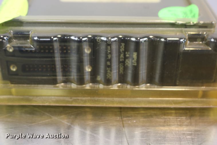 image for item EP9701 GE Fanuc IC693MDL655G 24VDC 32PT POS/NEG fast input module