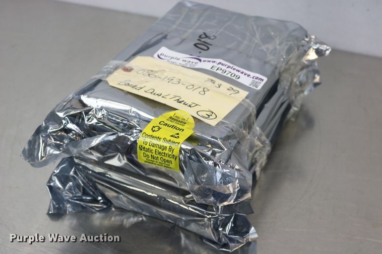 image for item EP9709 (3) Bentley-Nevada 3300/20-02-01-04-00-00 dual thrust modules