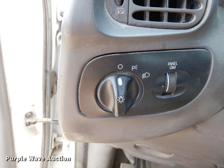 image for item FN9448 1999 Ford F150  pickup truck