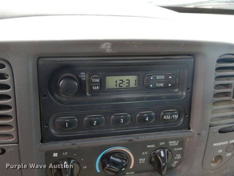 image for item FN9448 1999 Ford F150  pickup truck