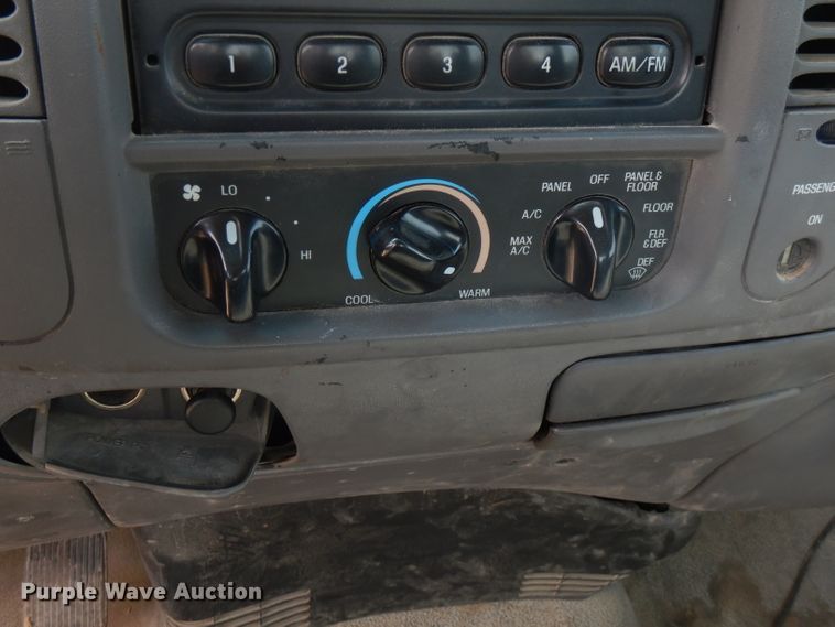 image for item FN9448 1999 Ford F150  pickup truck