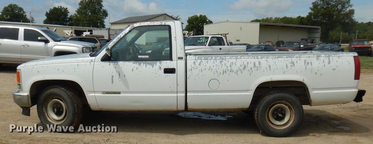 image for item FN9449 1990 Chevrolet Cheyenne 2500  pickup truck