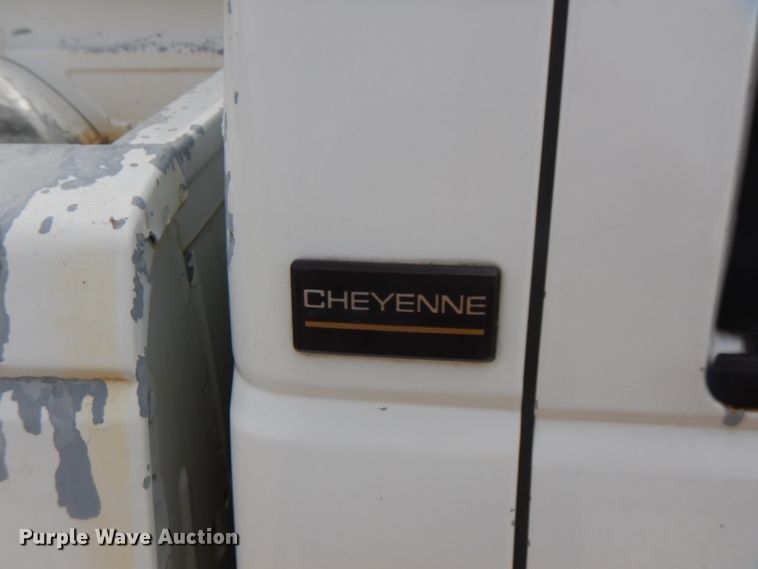 image for item FN9449 1990 Chevrolet Cheyenne 2500  pickup truck
