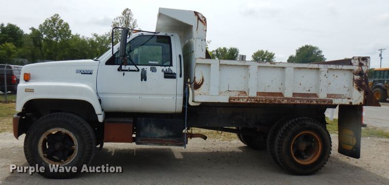 image for item FN9452 1994 Chevrolet Kodiak C5500  dump truck
