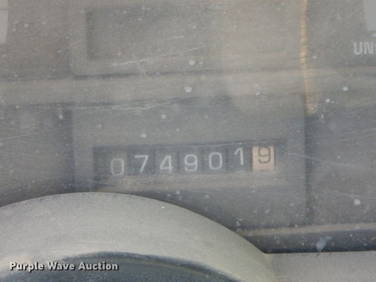 image for item FN9452 1994 Chevrolet Kodiak C5500  dump truck