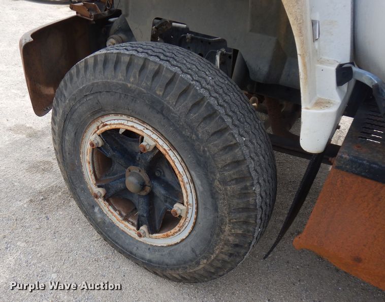 image for item FN9452 1994 Chevrolet Kodiak C5500  dump truck