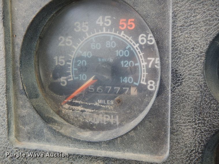 image for item FN9453 1986 International S1700  dump truck