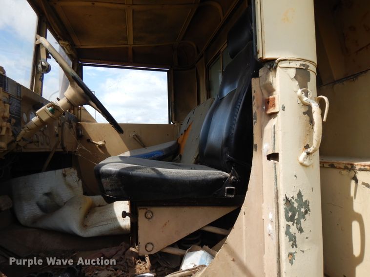 image for item FN9457 1971 Jeep  dump truck