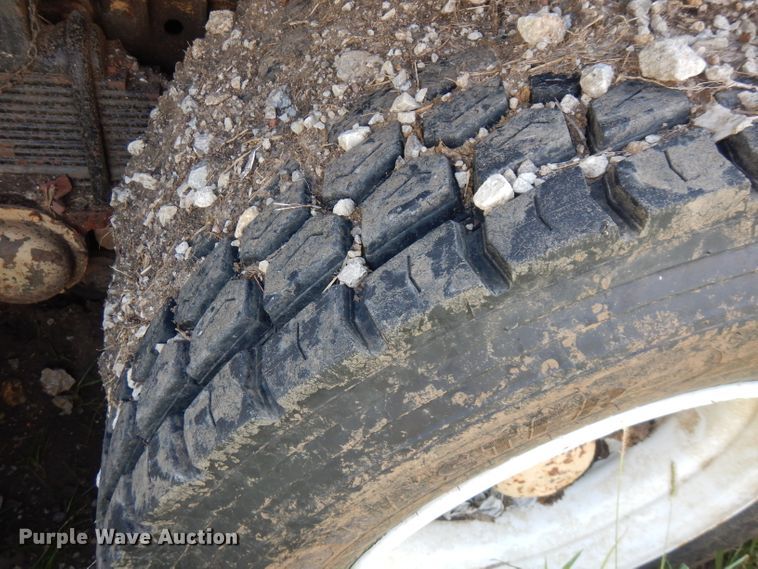 image for item FN9457 1971 Jeep  dump truck