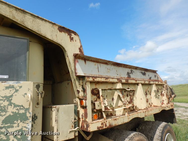 image for item FN9457 1971 Jeep  dump truck