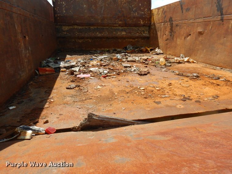 image for item FN9457 1971 Jeep  dump truck