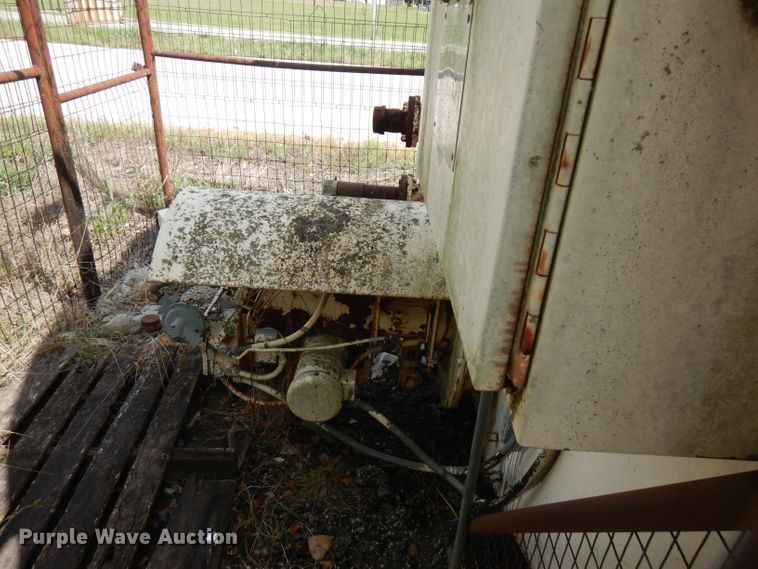 image for item FN9459 Steel storage tank