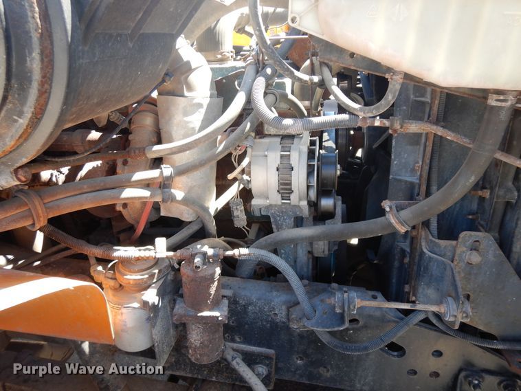 image for item FR9750 2001 International 4900  dump truck