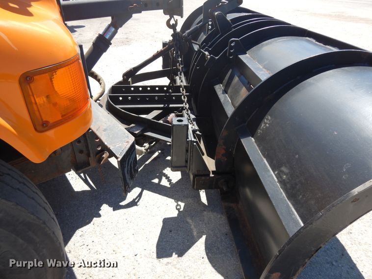 image for item FR9750 2001 International 4900  dump truck