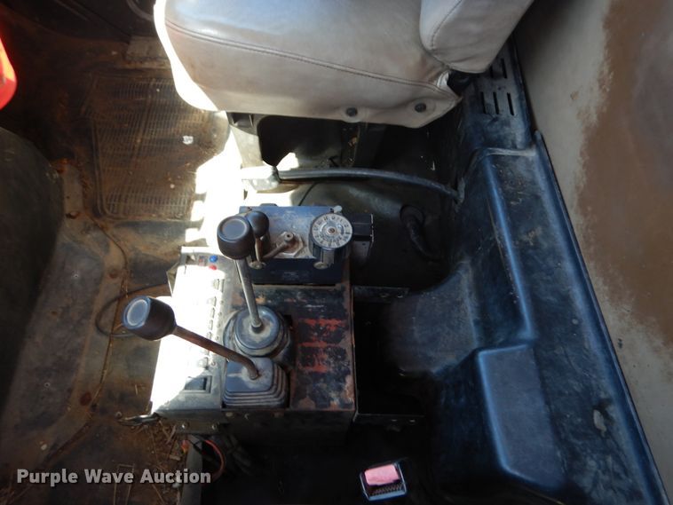 image for item FR9751 1995 International 4900  dump truck