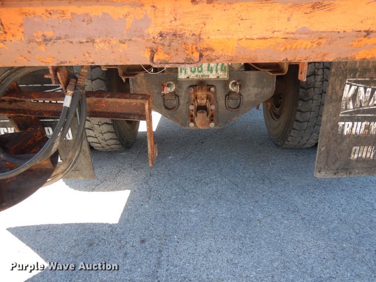 image for item FR9751 1995 International 4900  dump truck