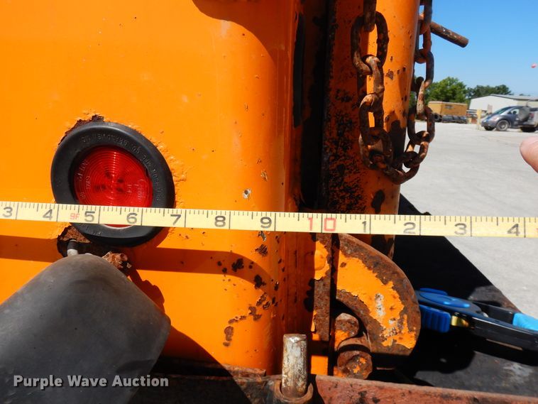 image for item FR9751 1995 International 4900  dump truck