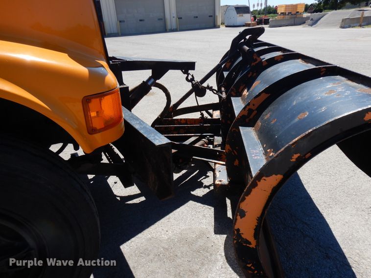 image for item FR9751 1995 International 4900  dump truck