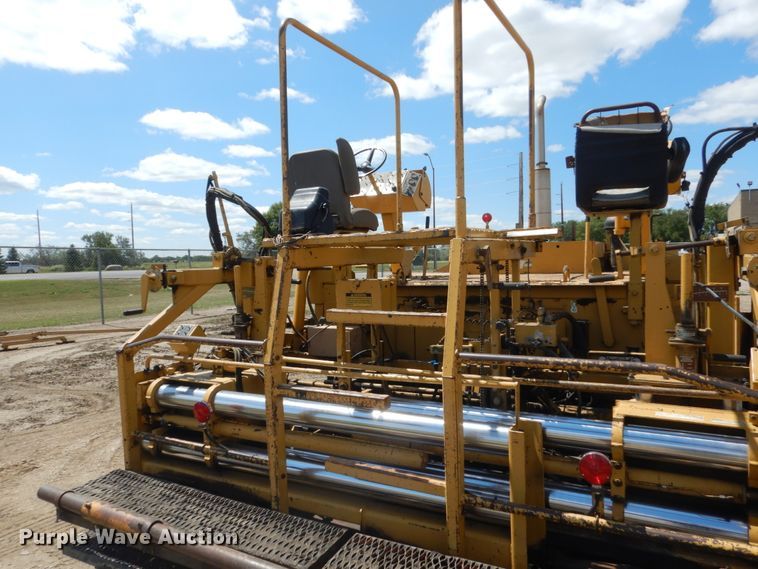 image for item FT9011 1991 Caterpillar AP-800B  paver