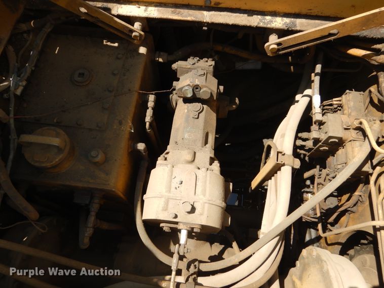 image for item FT9011 1991 Caterpillar AP-800B  paver