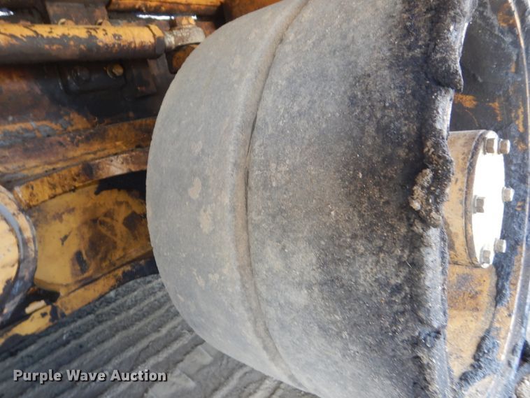 image for item FT9011 1991 Caterpillar AP-800B  paver